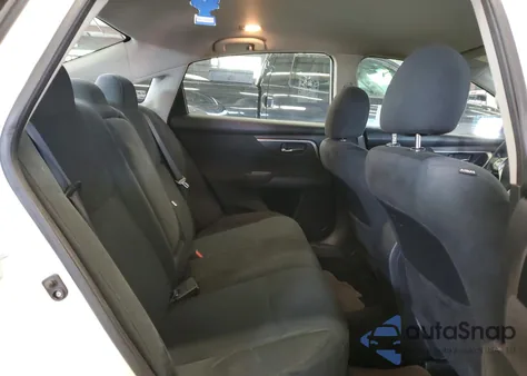 2015 Nissan Altima 2.5 z USA, uszkodzony, nr VIN 1N4AL3AP7FN360991